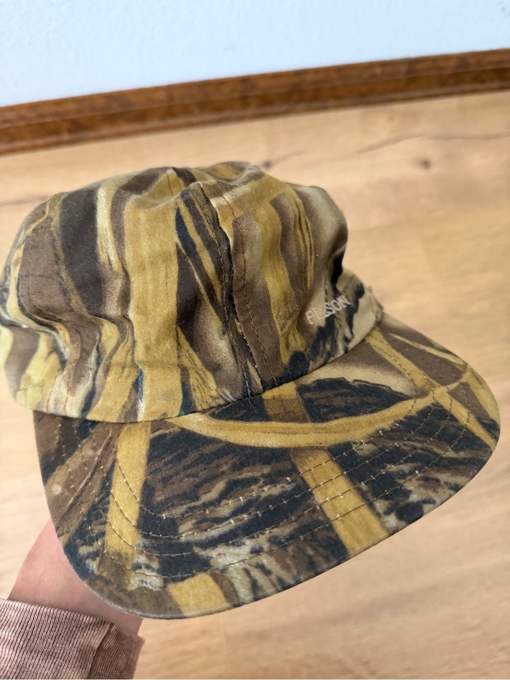 Vintage Filson Camouflage Waxed Cotton & Wool Earflap Cap in Brown and Olive - Picture 8 of 13